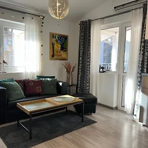 The Yellow House In Apartamento
